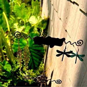 2 pair vintage earrings 1) dangle w beads1) dragonfly earrings